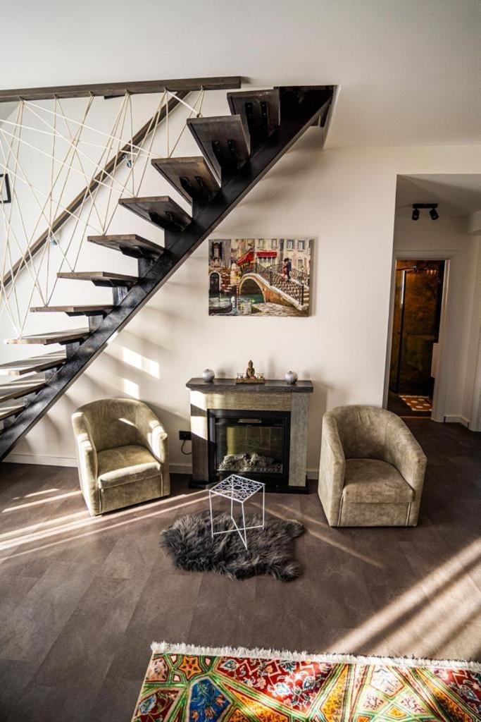 N & G Apartments Rîşnov Luaran gambar