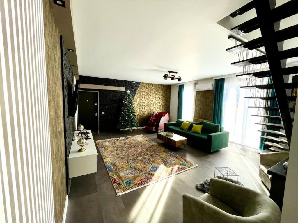 N & G Apartments Rîşnov Luaran gambar